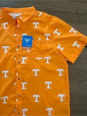Columbia Men’s VOLS